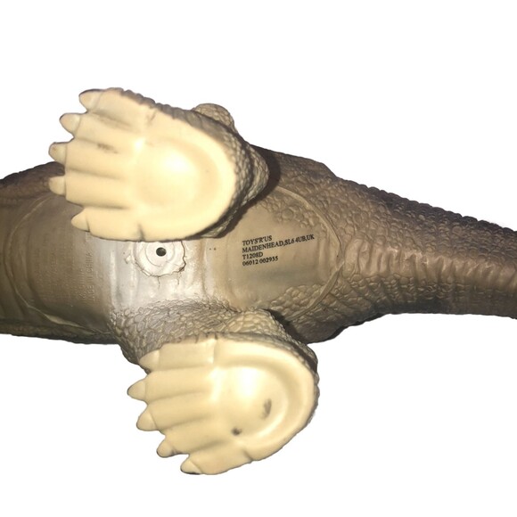 STEGOSAURUS Soft touch, Toys-R-US Xtra Large 19" Realistic Rubber DINOSAUR - Picture 7 of 11